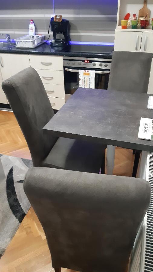 Apartman Luna Valjevo Buitenkant foto