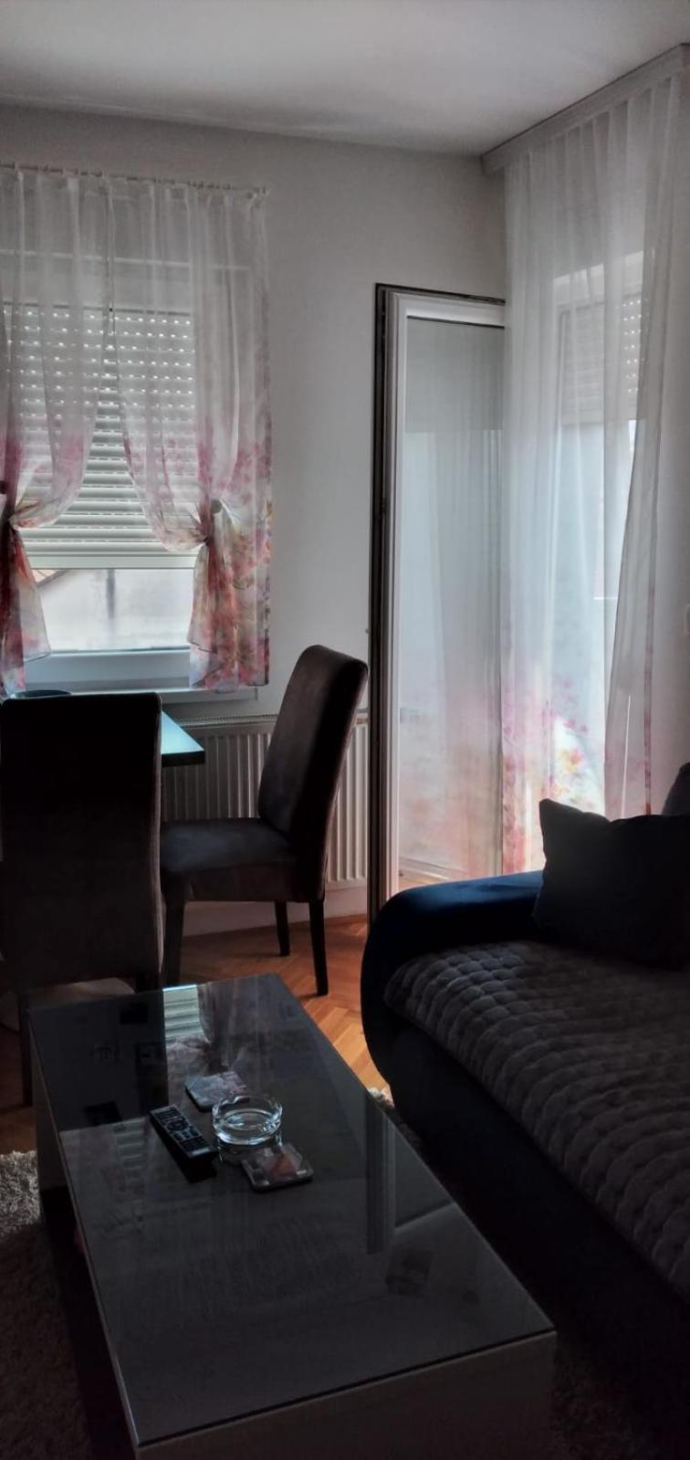 Apartman Luna Appartement Valjevo Buitenkant foto