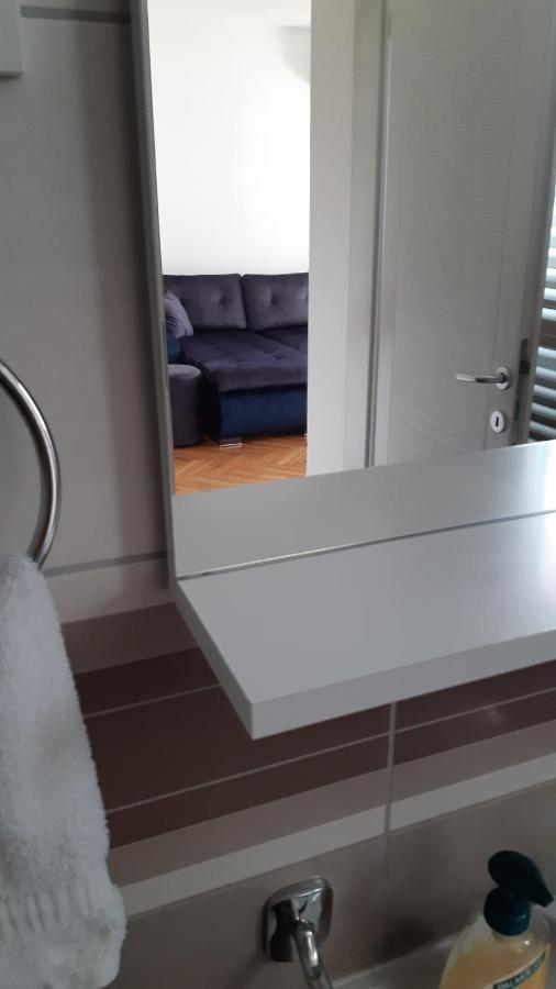 Apartman Luna Appartement Valjevo Buitenkant foto